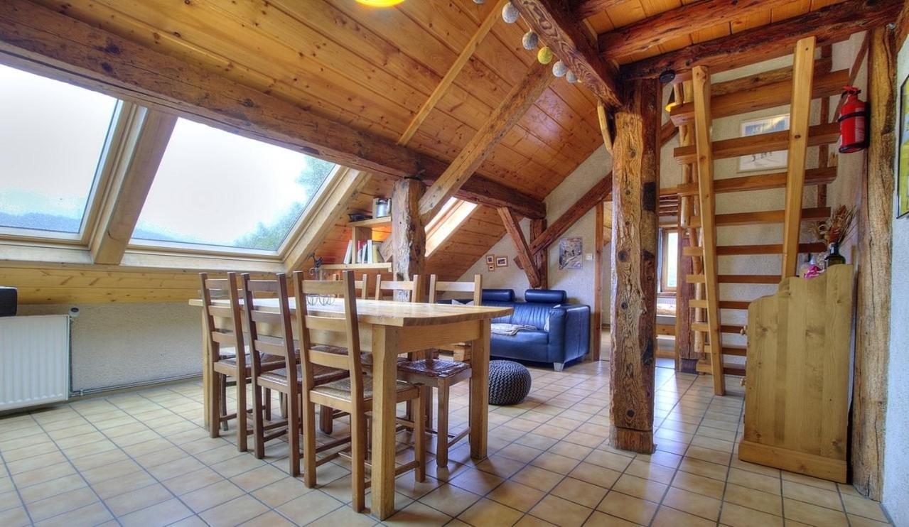 Апартаменти La Grange Des Plans Le Grand-Abergement Екстер'єр фото